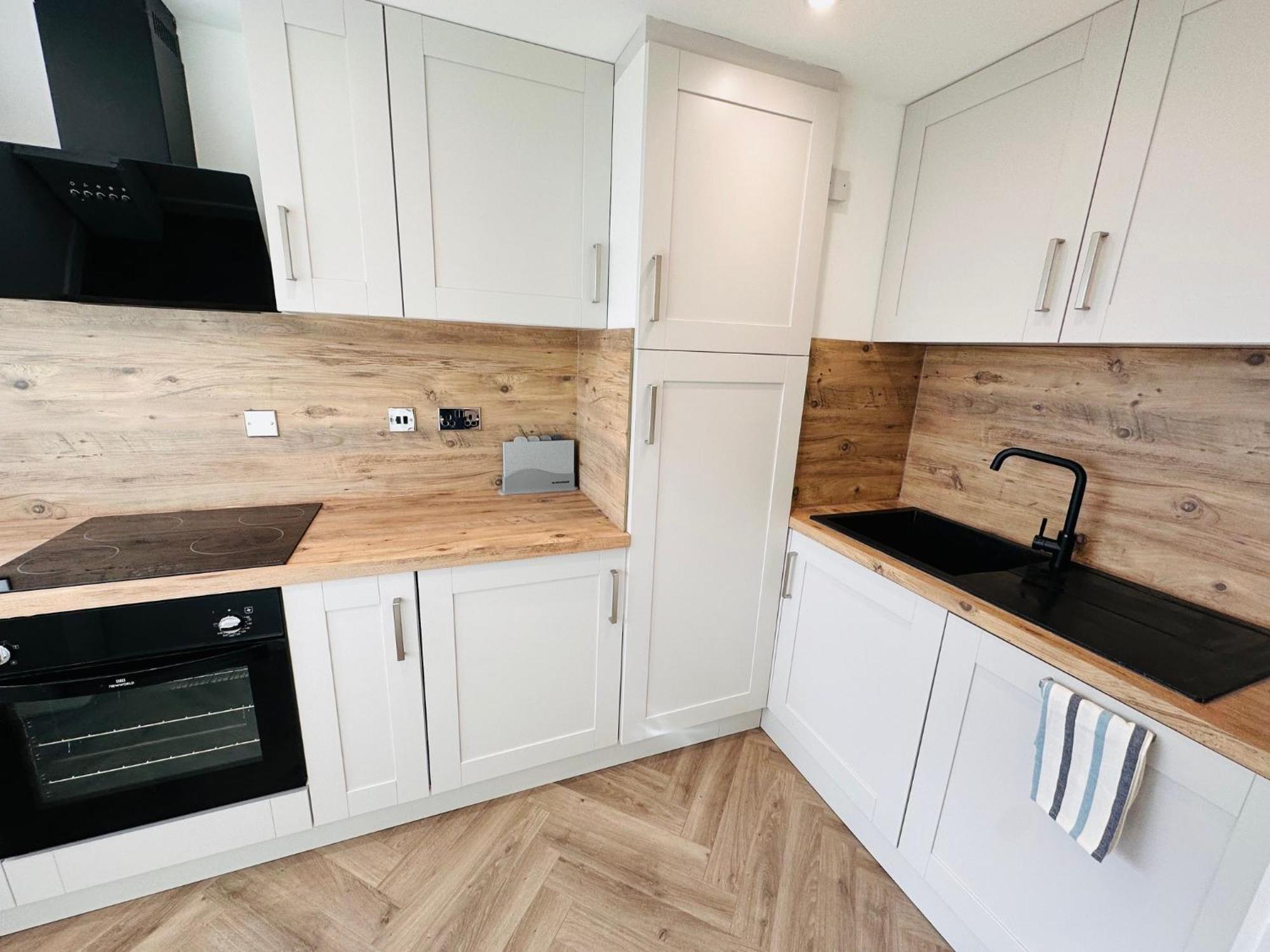 R1 - Private Room In Modern Shared Apartment, Each With Kitchenette, Central Бірмінгем Екстер'єр фото